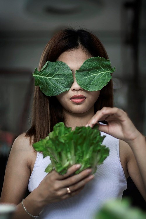 "Nhức nhối thực phẩm bẩn" hiện nay qua bộ ảnh đầy sáng tạo và chân thực