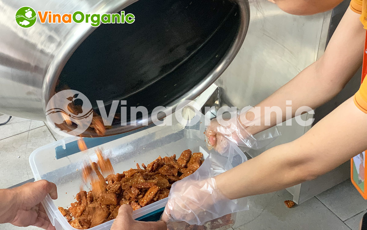 Máy vê trộn dạng lục 50Kg, Model MVTL50 VinaOrganic máy trộn snack, da cá basa. Liên hệ Hotline/Zalo 0938299798 – 0975299798 để được tư vấn và báo giá!