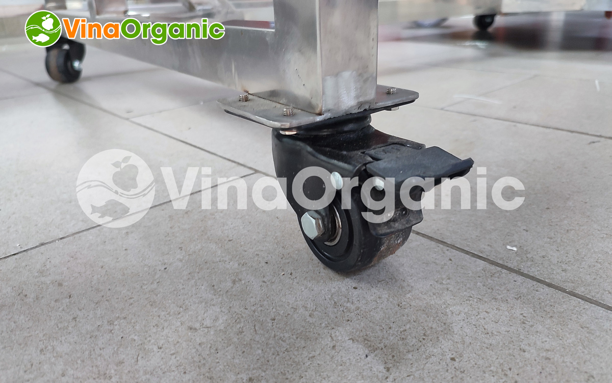 VinaOrganic giới thiệu máy vê trộn 30Kg/mẻ inox 304 chất lượng cao. Máy được sử dụng với mục đích để áo bột bên ngoài các loại hạt, vo viên thuốc,…. 
