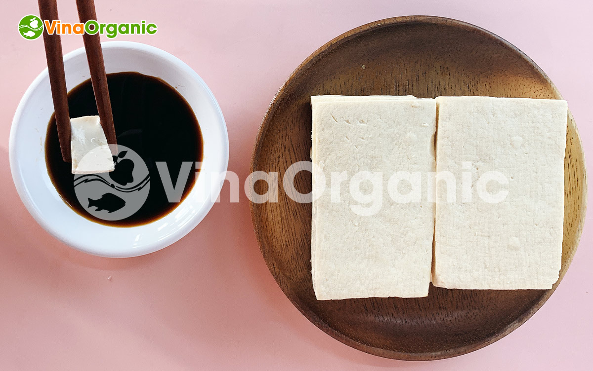 VinaOrganic cung cấp máy thiết bị và chuyển giao công nghệ đậu hũ sạch mềm mìn, không khô cứng Liên hệ Hotline/Zalo 0938299798 - 0975299798.