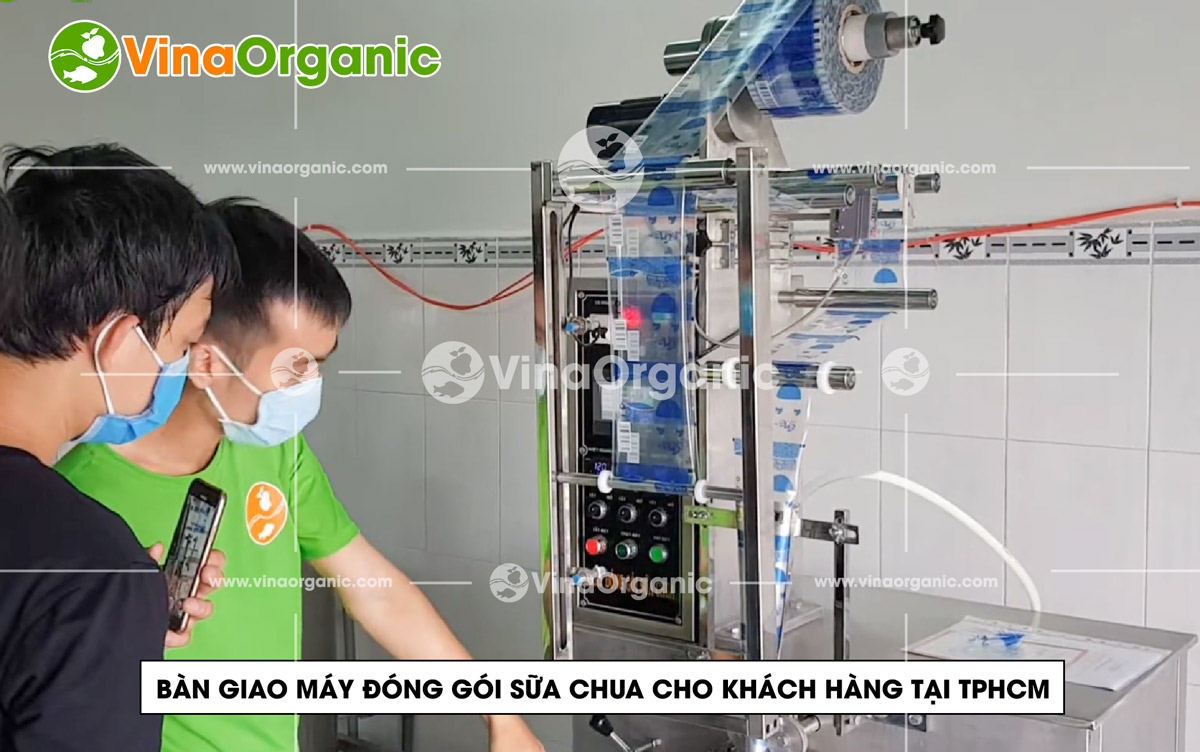 VinaOrganic giới thiệu máy đóng gói sữa chua túi tam giác tự động DGL3BS (model cũ DGSC60). Máy đóng gói nhanh chóng, hiệu quả và an toàn vệ sinh thực phẩm.