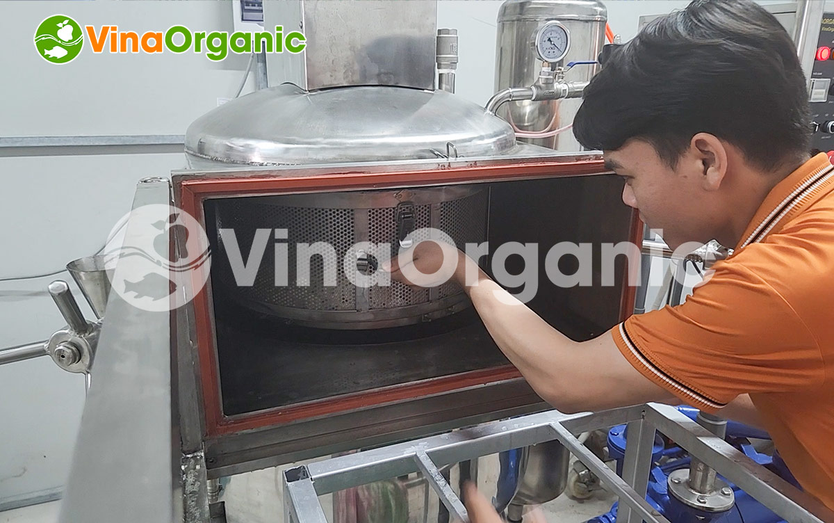 VinaOrganic cung cấp dây chuyền sản xuất snack nấm bào ngư chất lượng cao, inox 304. Liên hệ Hotline: 0975299798 - 0938299798.