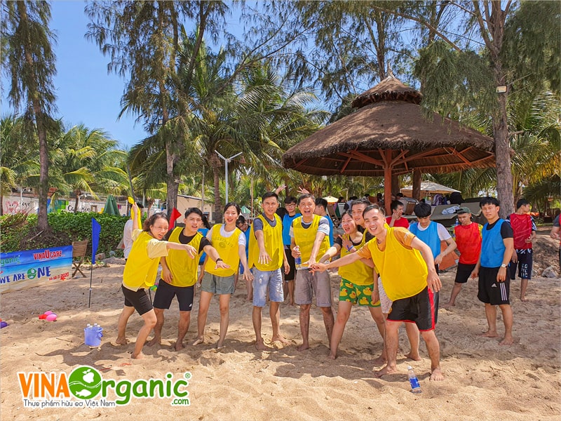 Năm 2020, Công ty VinaOrganic phối hợp cùng Công ty VinaUcare đã tổ chức thành công chuyến đi du lịch tại tỉnh Bình Thuận với nhiều kỷ niệm