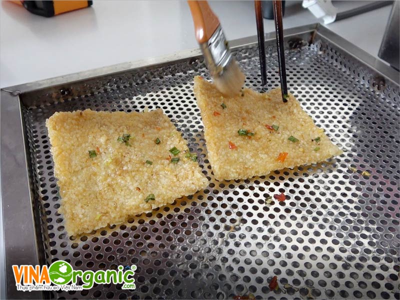 VinaOrganic chuyển giao công nghệ cơm cháy nước mắm và xôi chiên chất lượng cao. Hotline tư vấn 0938299798 - 0975299798 - 0948299798