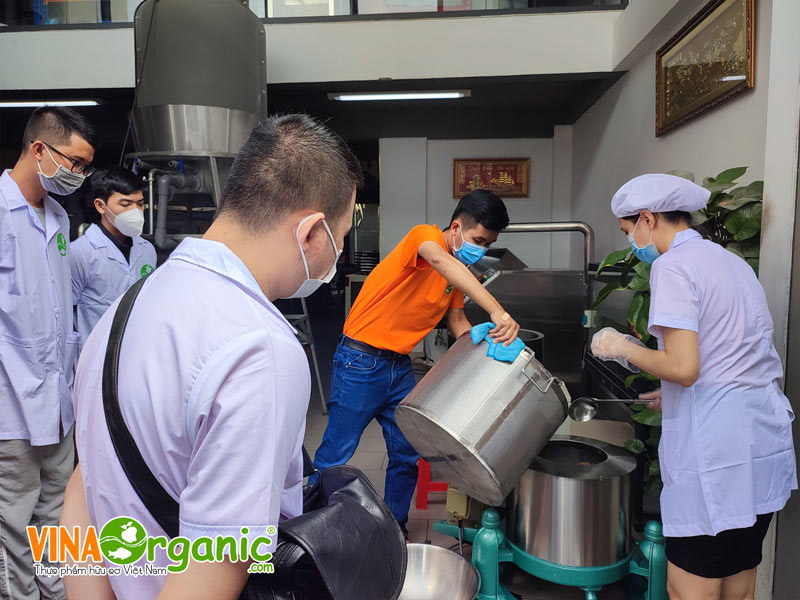 VinaOrganic chuyển giao Công nghệ thanh gạo lức rong biển đến khách hàng như thế nào?