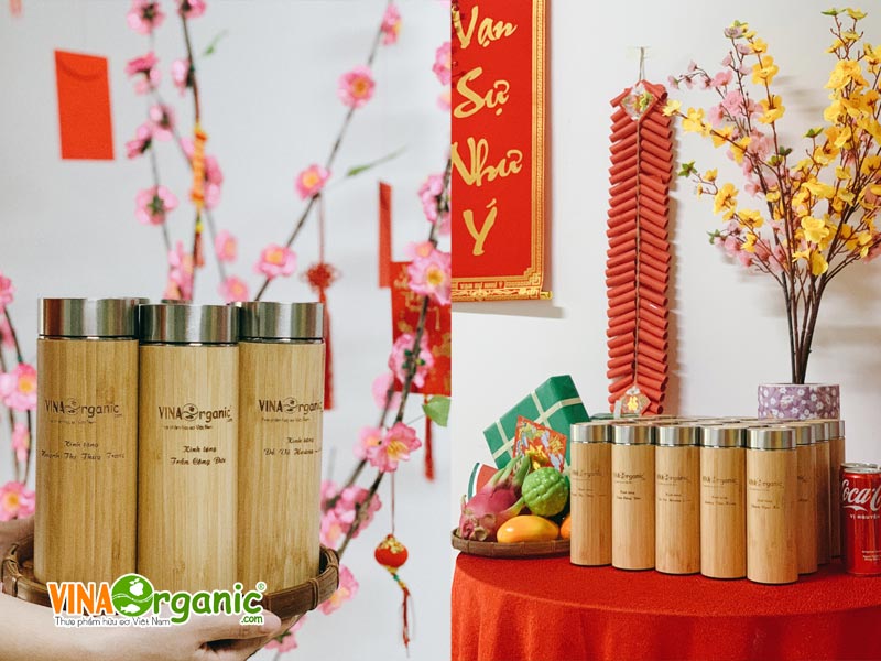 VinaOrganic đã tự tay chuẩn bị và gói những phần quà tết để trao gửi yêu thương vào đấy. Hãy cùng VinaOrganic điểm lại những hình ảnh cùng...