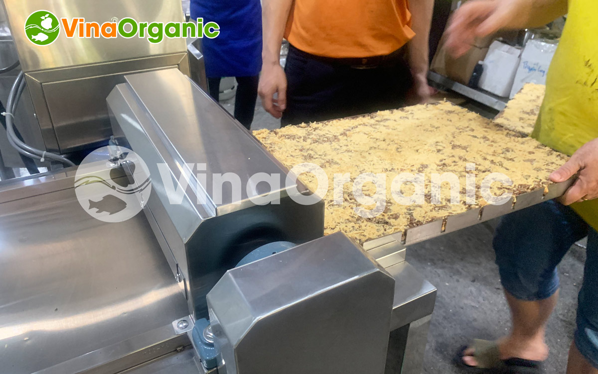 Đầu tư công nghệ Thanh cốm gạo lứt chà bông thì cần những thiết bị nào nhỉ? Cùng VinaOrganic điểm qua dây chuyền sản xuất tại Tân Phú nhé!