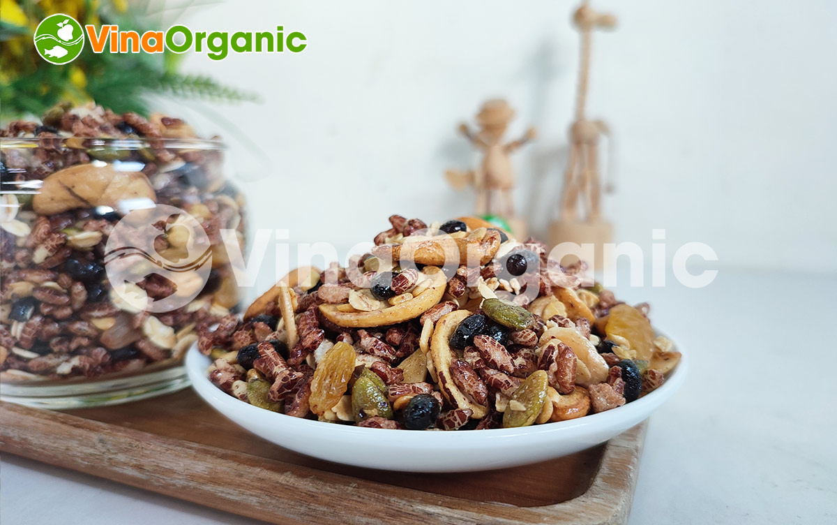 Chuyển giao công nghệ sản xuất ngũ cốc Granola giòn rụm, thơm ngon. Liên hệ ngay Hotline/Zalo: 0938299798 – 0975299798 để được hỗ trợ.