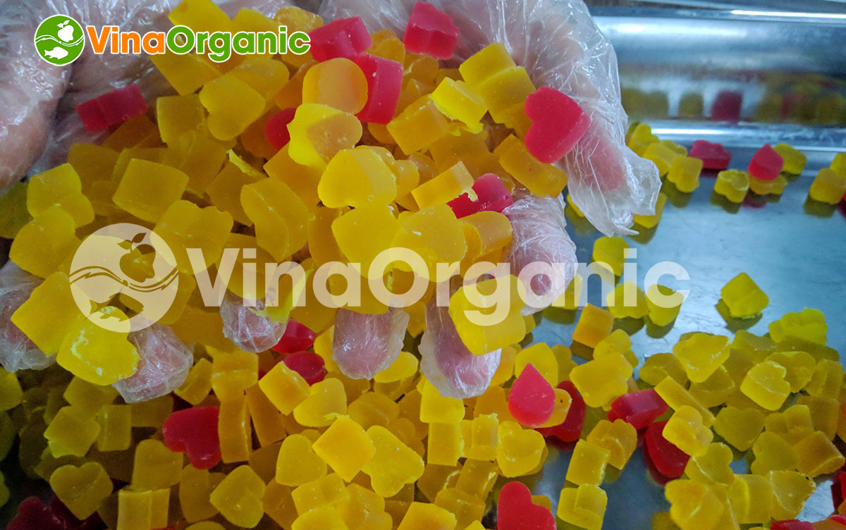 VinaOrganic chuyển giao công nghệ kẹo dẻo hình tim áo đường - ngọt ngào từ hương vị tới hình dáng. Liên hệ ngay Hotline Zalo 0938299798 – 0975299798.