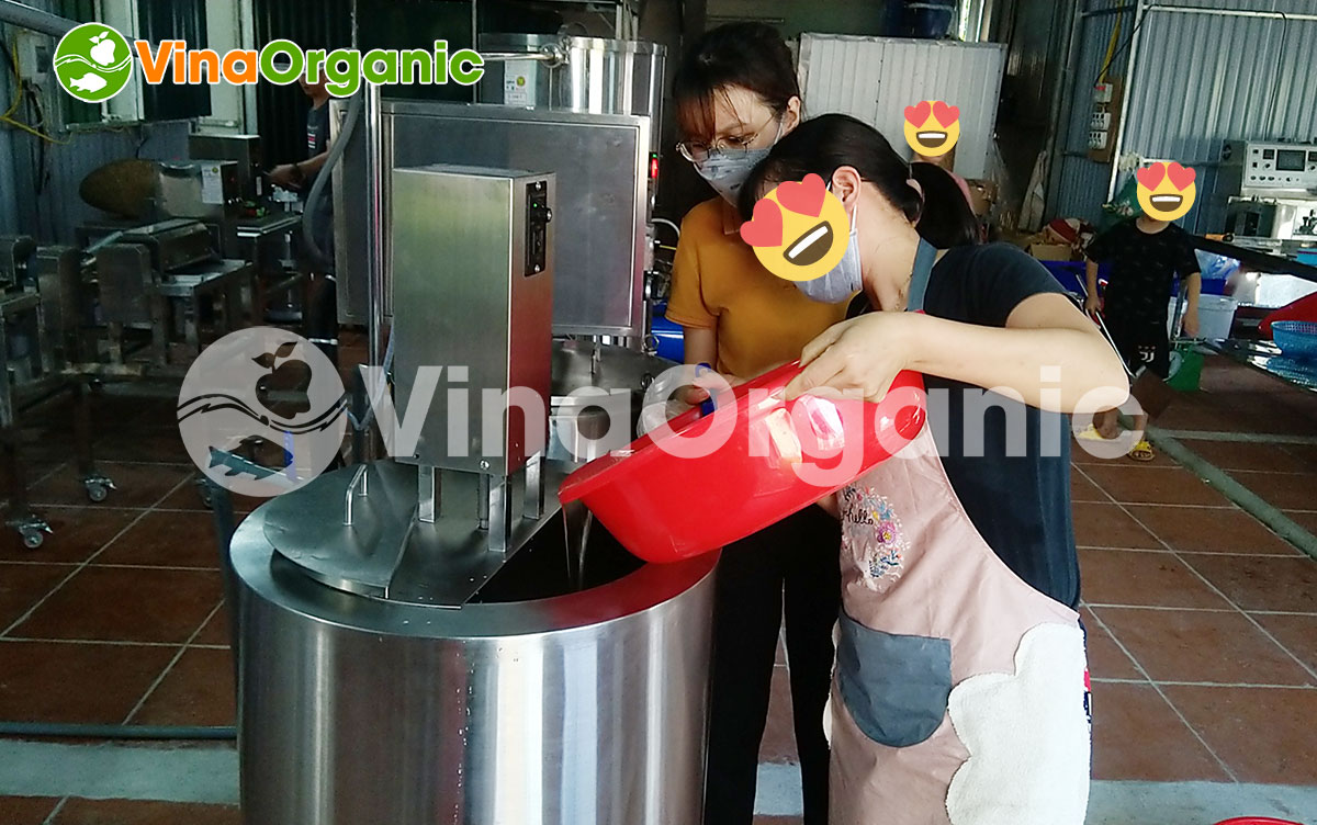 VinaOrganic chuyên lắp đặt và chuyển giao công nghệ sữa dừa thanh trùng thơm ngon. LH/Zalo 0938299798 - 0975299798 để được tư vấn!