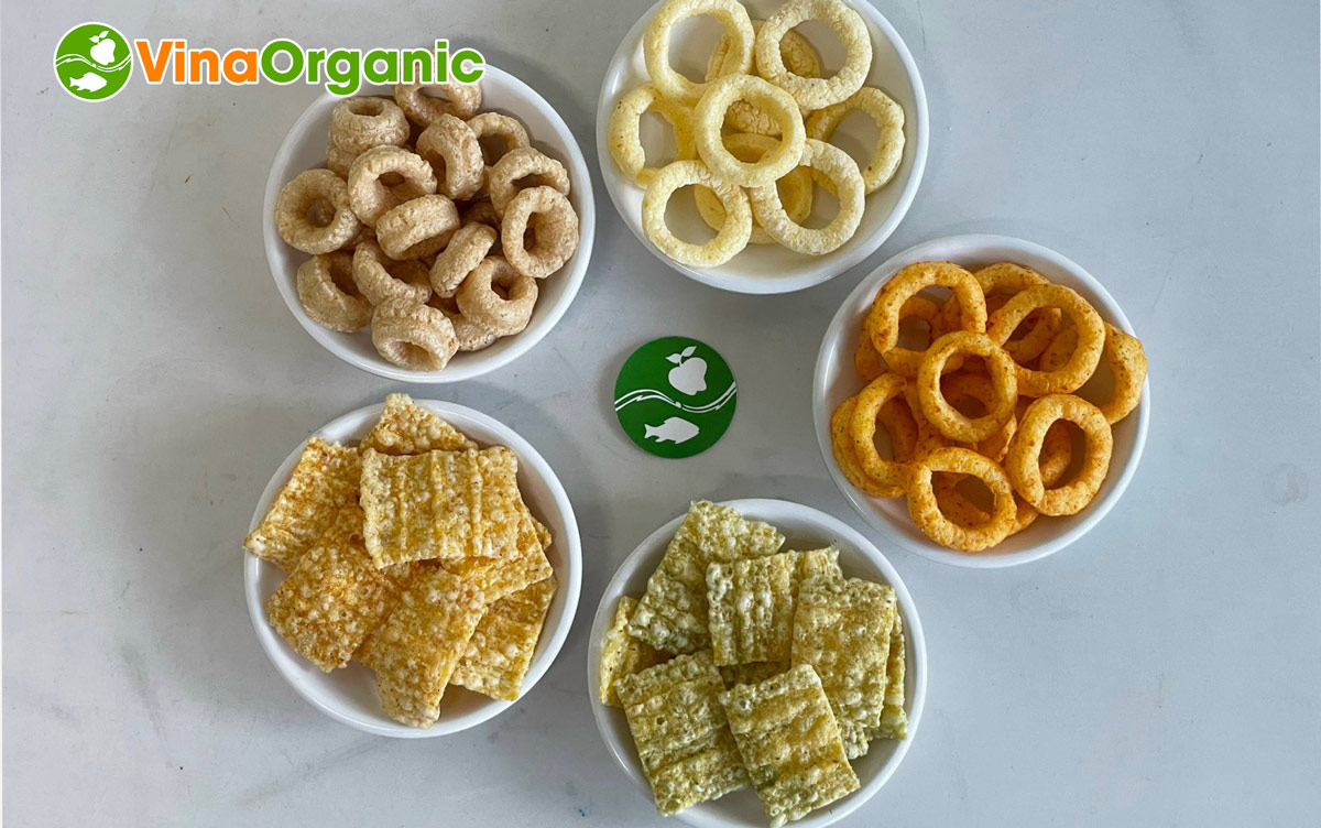 VinaOrganic đã hỗ trợ kỹ thuật xuống tận Điện Biên để hỗ trợ cải thiện công nghệ Snack ngô nướng và Snack mái tôn chiên cho khách hàng.