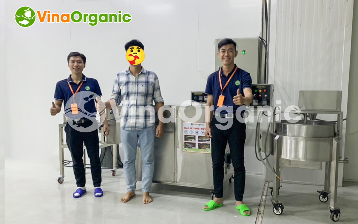 VinaOrganic bàn giao, lắp đặt và hướng dẫn sử dụng dây chuyền Thanh rong biển kẹp hạt. Liên hệ 0975.299798 – 0938.299798 để được tư vấn!