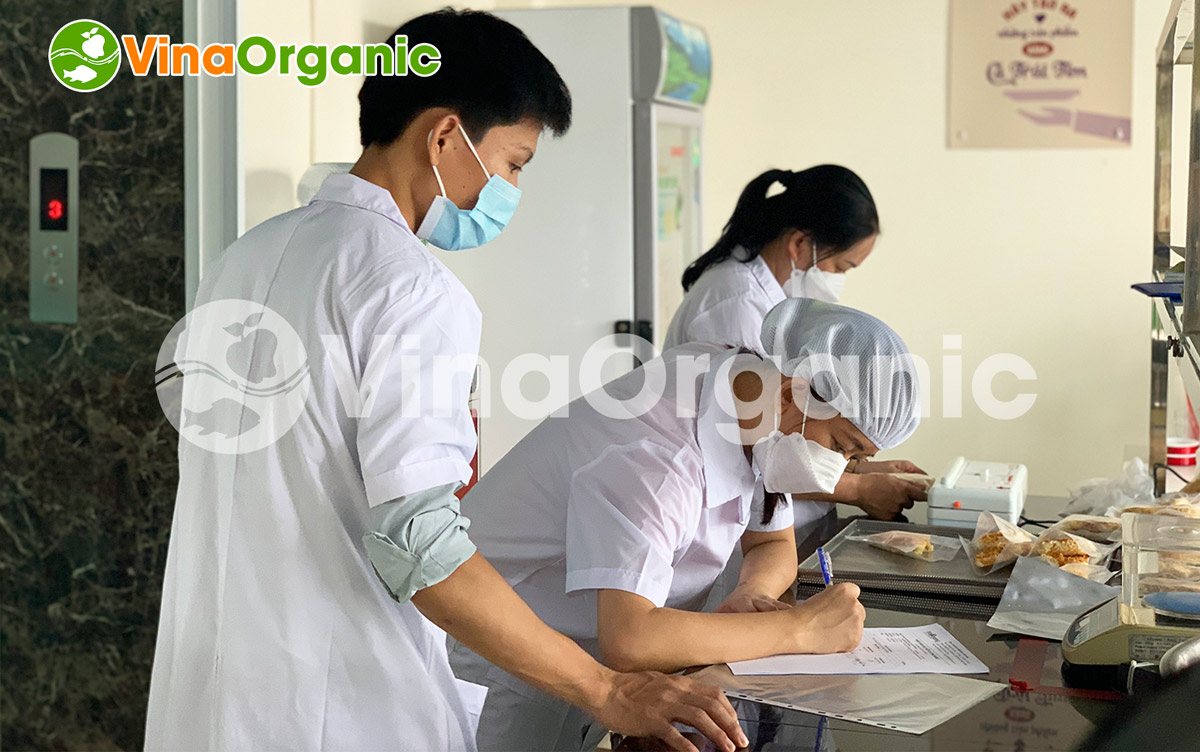 Chuyển giao công nghệ cơm cháy chà bông thơm ngon hấp dẫn. Liên hệ Hotline/Zalo: 0975.299798 – 0938.299798 để được tư vấn!