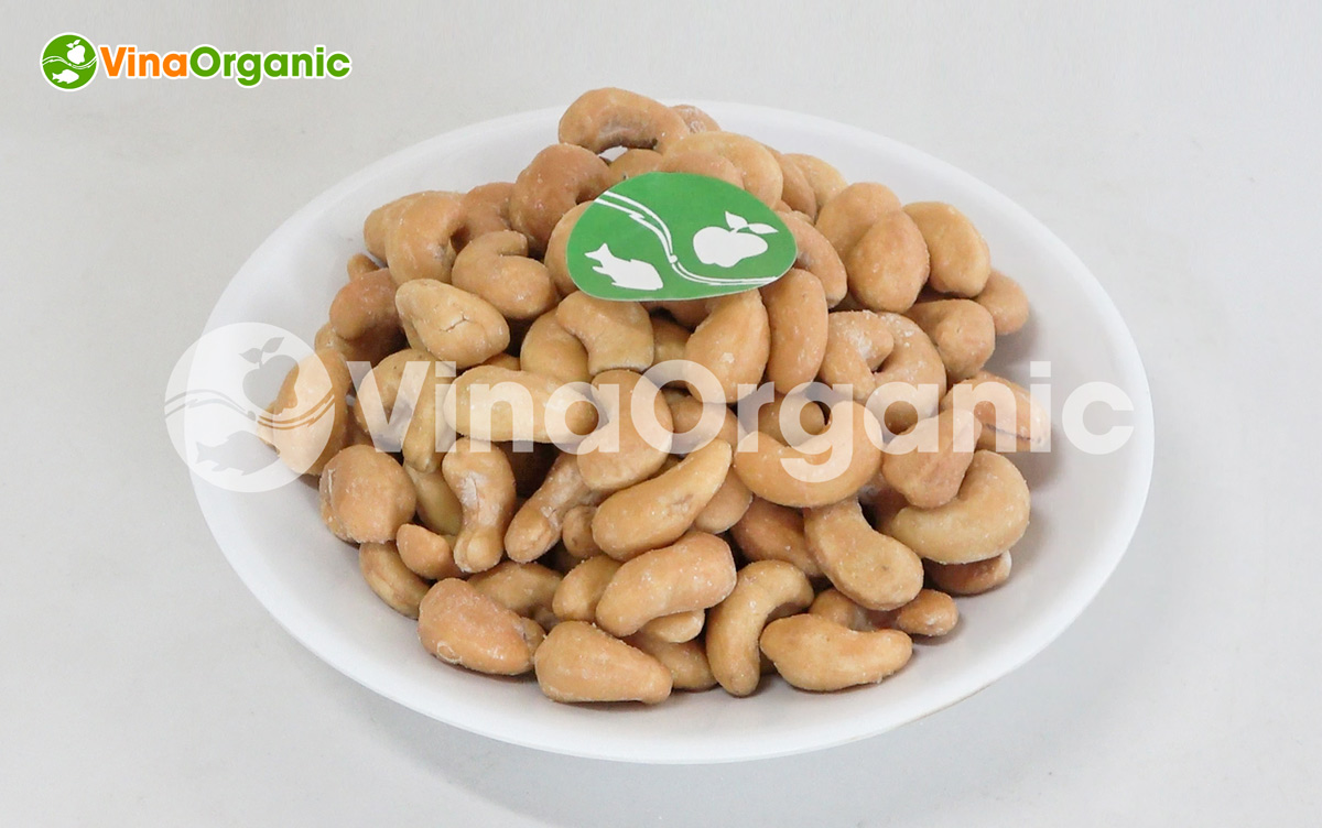 VinaOrganic chuyển giao công nghệ hạt điều caramel chuẩn hóa, dễ thực hiện. Liên hệ ngay Hotline/Zalo: 0938299798 – 0975299798.