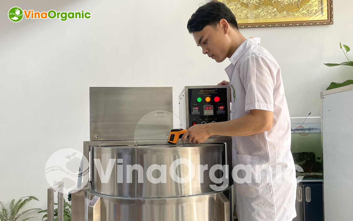 VinaOrganic đã nghiên cứu và chuyển giao thành công công nghệ Đậu phộng caramel nhiều vị. Một sản phẩm rất mới, rất đáng để khách hàng đầu tư. Hãy cùng...