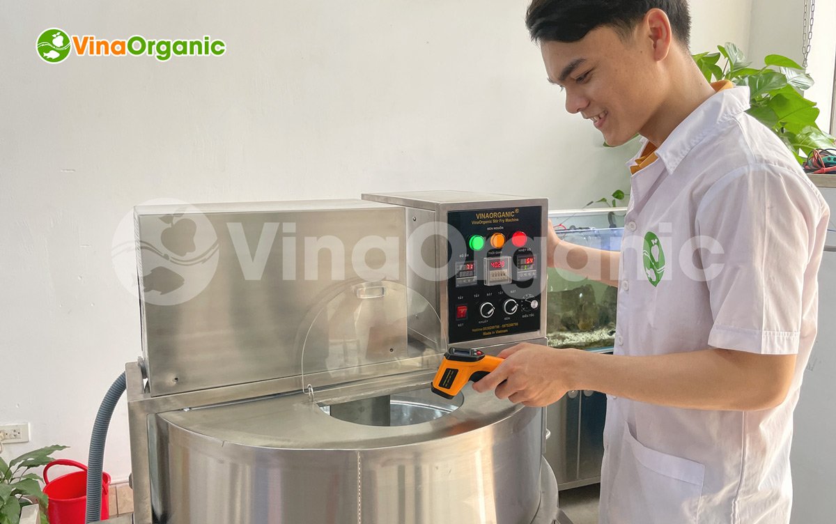 Hệ thống máy rang của VinaOrganic được thiết kế đa dạng, chuyên biệt cho từng loại nguyên liệu. Liên hệ Hotline: 0975299798
