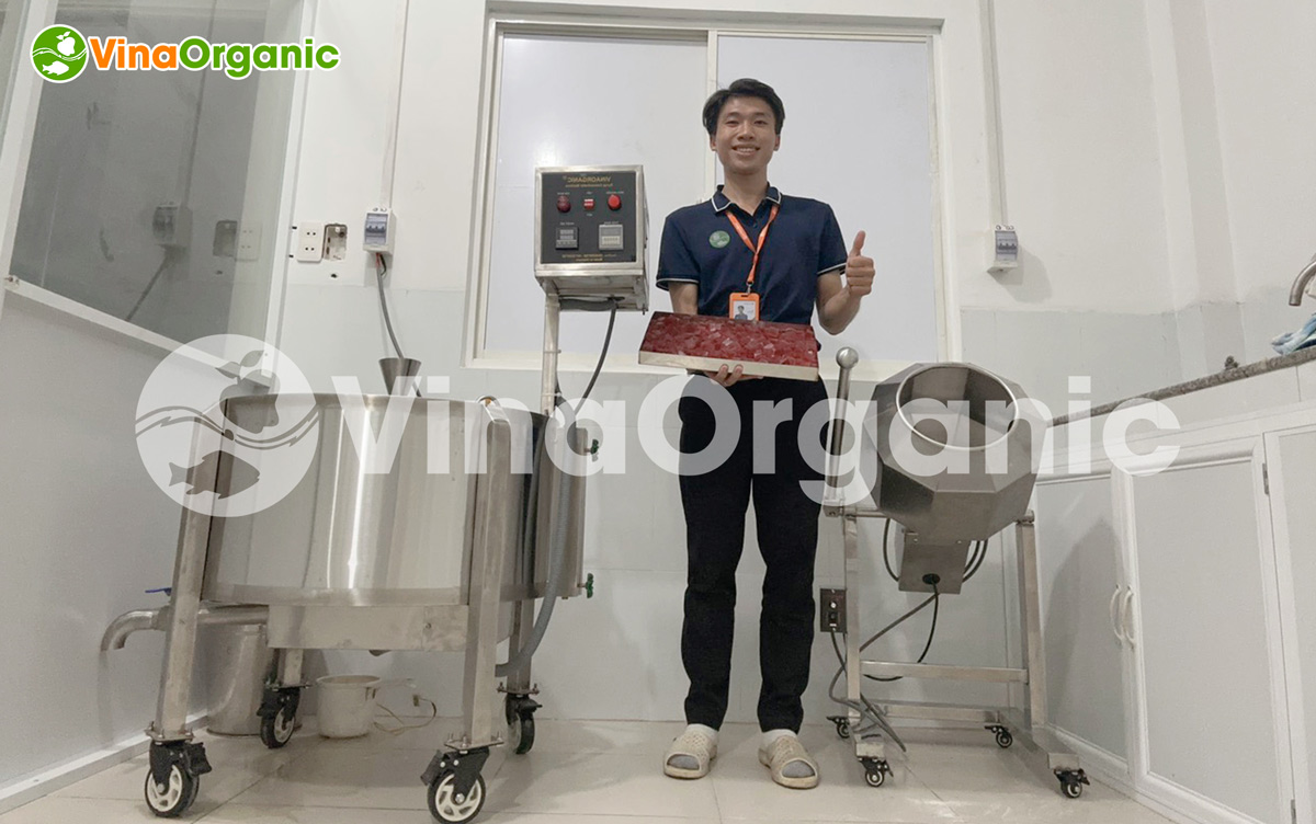 VinaOrganic đã bàn giao và lắp đặt dây chuyền máy thiết bị sản xuất hiện đại kẹo dẻo gừng và dâu đến khách hàng tại Cần Thơ