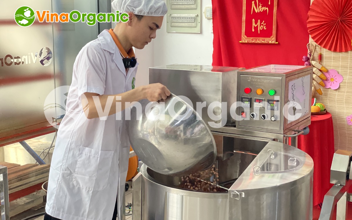 VinaOrganic đã có buổi chuyển giao thành công Công nghệ đậu phộng caramel ngũ vị đến khách hàng tại Lab VinaOrganic