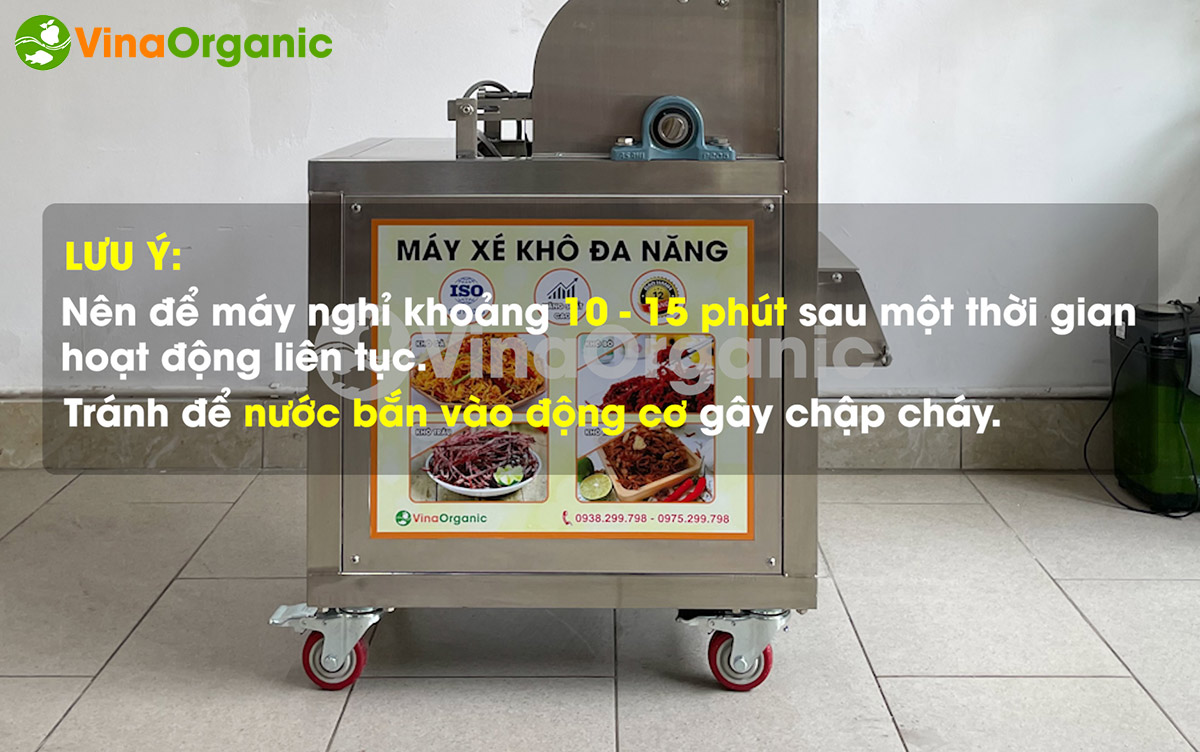 Máy xé sợi thịt số 1 Việt Nam của VinaOrganic giúp xé nhỏ các xớ thịt để làm chà bông, ruốc hay khô gà, khô bò, khô heo vừa nhanh vừa hiệu quả