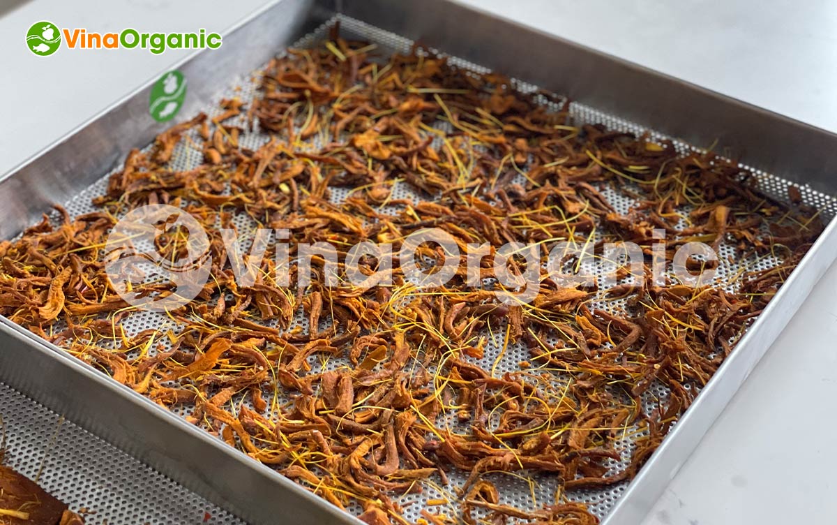 VinaOrganic chuyển giao công nghệ khô bò chay dạng sợi từ nấm hương thơm ngon. Liên hệ ngay Hotline/Zalo 0938299798 – 0975299798.