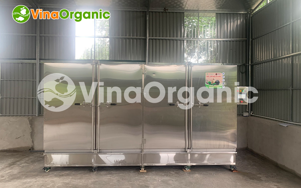 VinaOrganic luôn trân trọng và hướng đến sự hài lòng nhất cho khách hàng. VinaOrganic tự hào là lựa chọn hàng đầu trong lĩnh vực máy thiết bị thực phẩm, nhận được sự tin tưởng lớn từ Quý đối tác. Với máy lên men tỏi đen 160 khay, bạn có thể dễ dàng tự làm những mẻ tỏi đen thơm ngon, chất lượng và năng suất vượt trội.