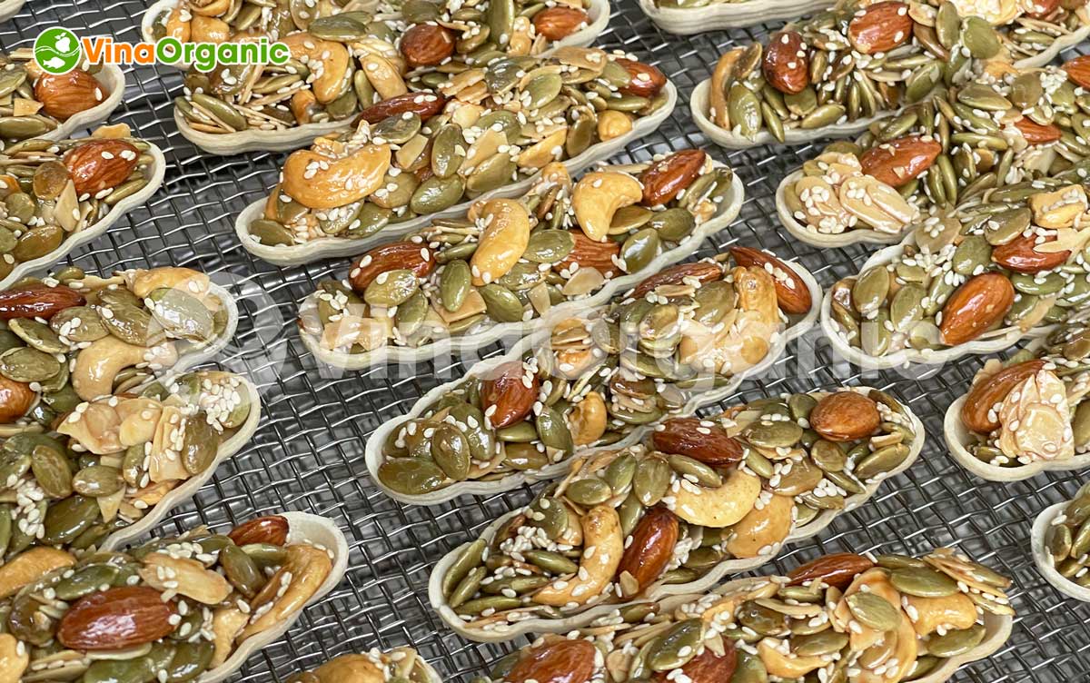 VinaOrganic chuyển giao công nghệ bánh thuyền ngũ cốc mix hạt siêu dinh dưỡng. Liên hệ ngay Hotline/Zalo 0938299798 – 0975299798.