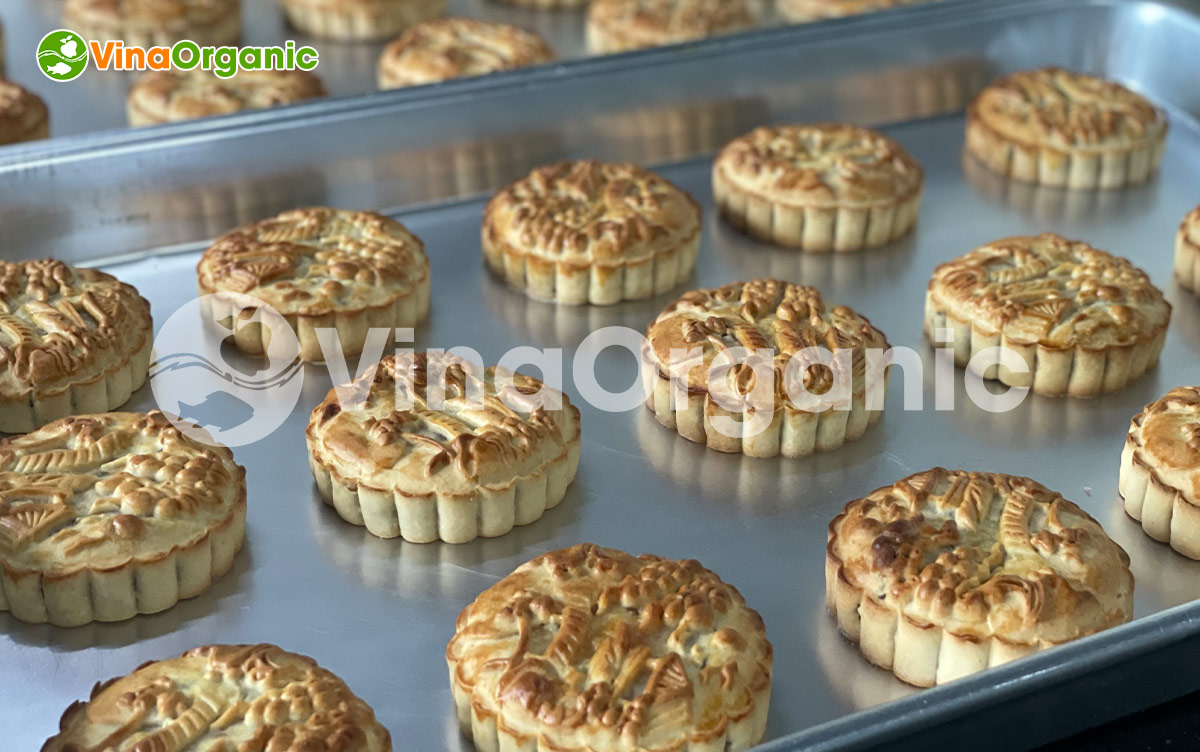VinaOrganic đã áp dụng thành công, chuẩn hóa công nghệ bánh trung thu nướng và đã sẵn sàng chuyển giao công nghệ này đến với khách hàng.