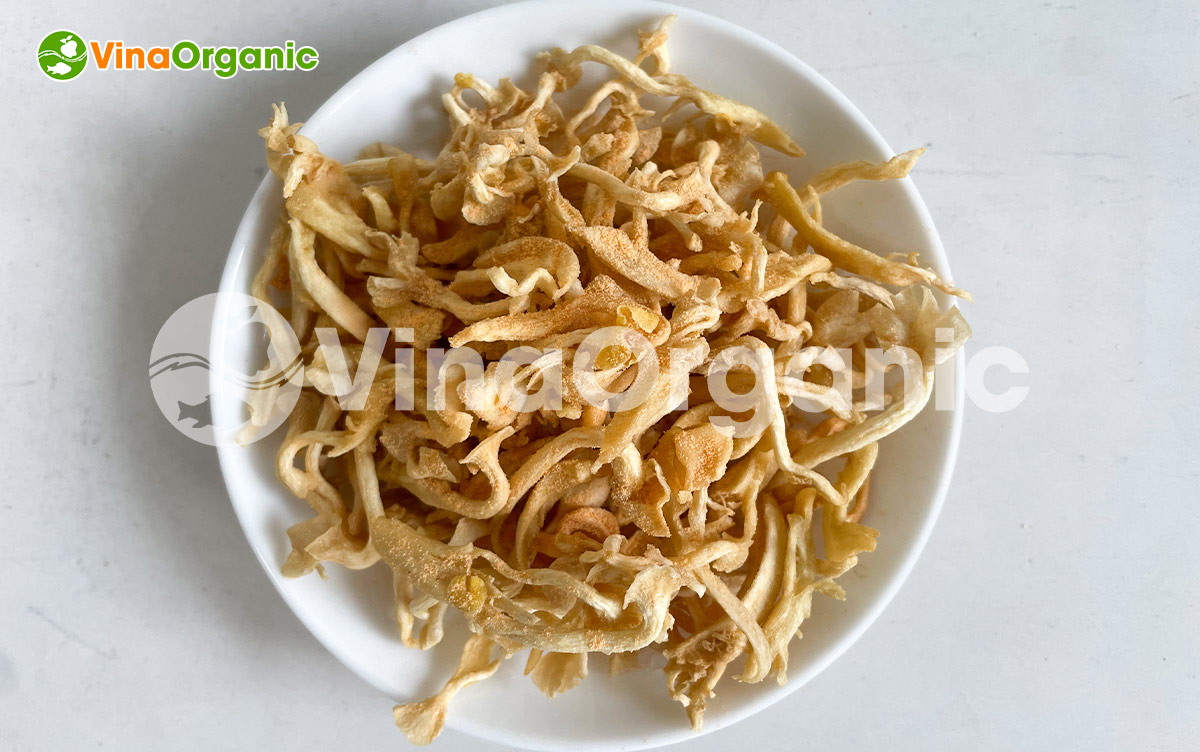 VinaOrganic chuyển giao công nghệ và máy thiết bị chiên chân không, sản xuất nấm hoàng kim sấy giòn siêu ngon. Liên hệ Hotline 0975299798 - 0938299798.