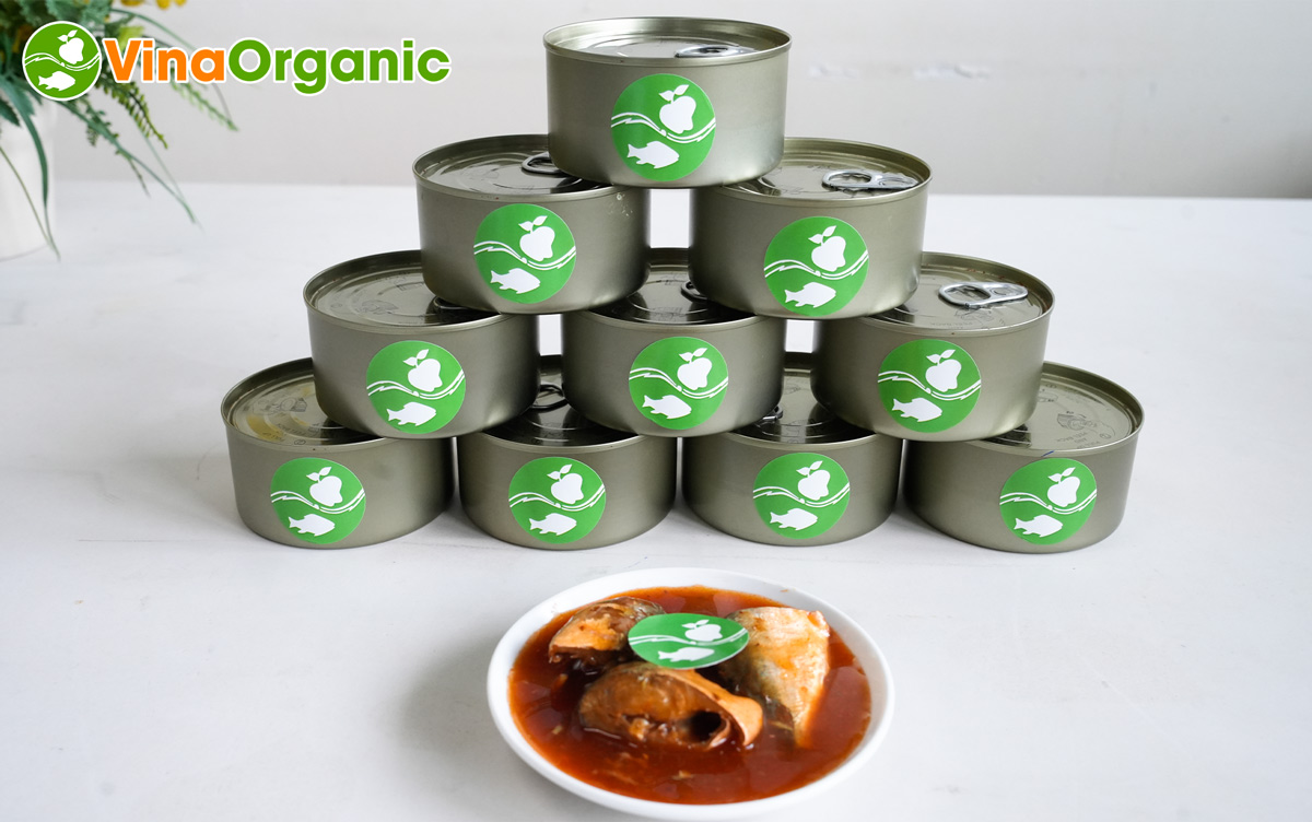 VinaOrganic cung cấp dây chuyền sản xuất cá xốt cà chua đóng hộp, thời hạn sử dụng lên đến 2 năm. Liên hệ Hotline: 0975299798 - 0938299798