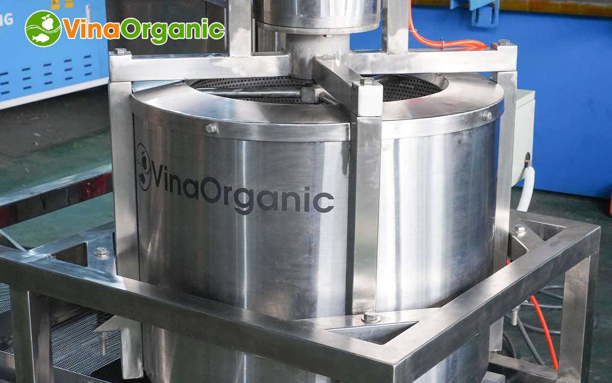 Máy ly tâm lồng 560 xả đáy tách dầu, tách dầu, tách nước đa dạng thực phẩm. Liên hệ Hotline 0938299798 – 0975299798 để tư vấn miễn phí.