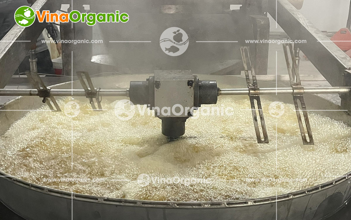 Công nghệ đậu phộng da cá cốt dừa độc quyền từ VinaOrganic đã có mặt tại Hà Nội. Sự kết hợp độc đáo giữa truyền thống và hiện đại