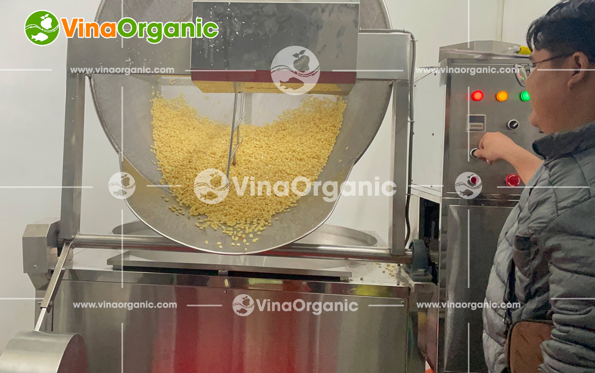 Hoàn tất bàn giao dây chuyền chiên chân không 30kg và 50kg, sẵn sàng sản xuất các sản phẩm sấy giòn tại Hưng Yên. Liên hệ Hotline: 0975299798