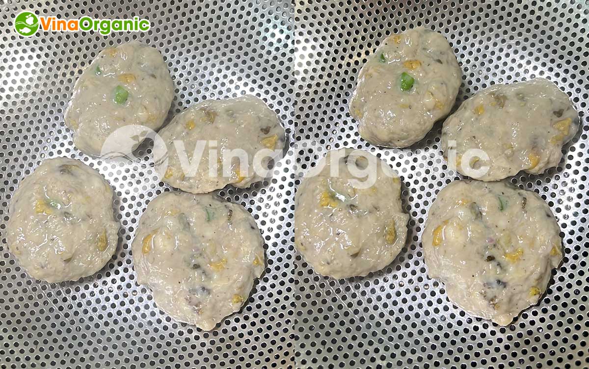 Công nghệ sản xuất chả lươn VinaOrganic dai giòn, không bị bở, mừi vị hài hoà, thơm ngon. Liên hệ 0975299798 - 0938299798 ngay!