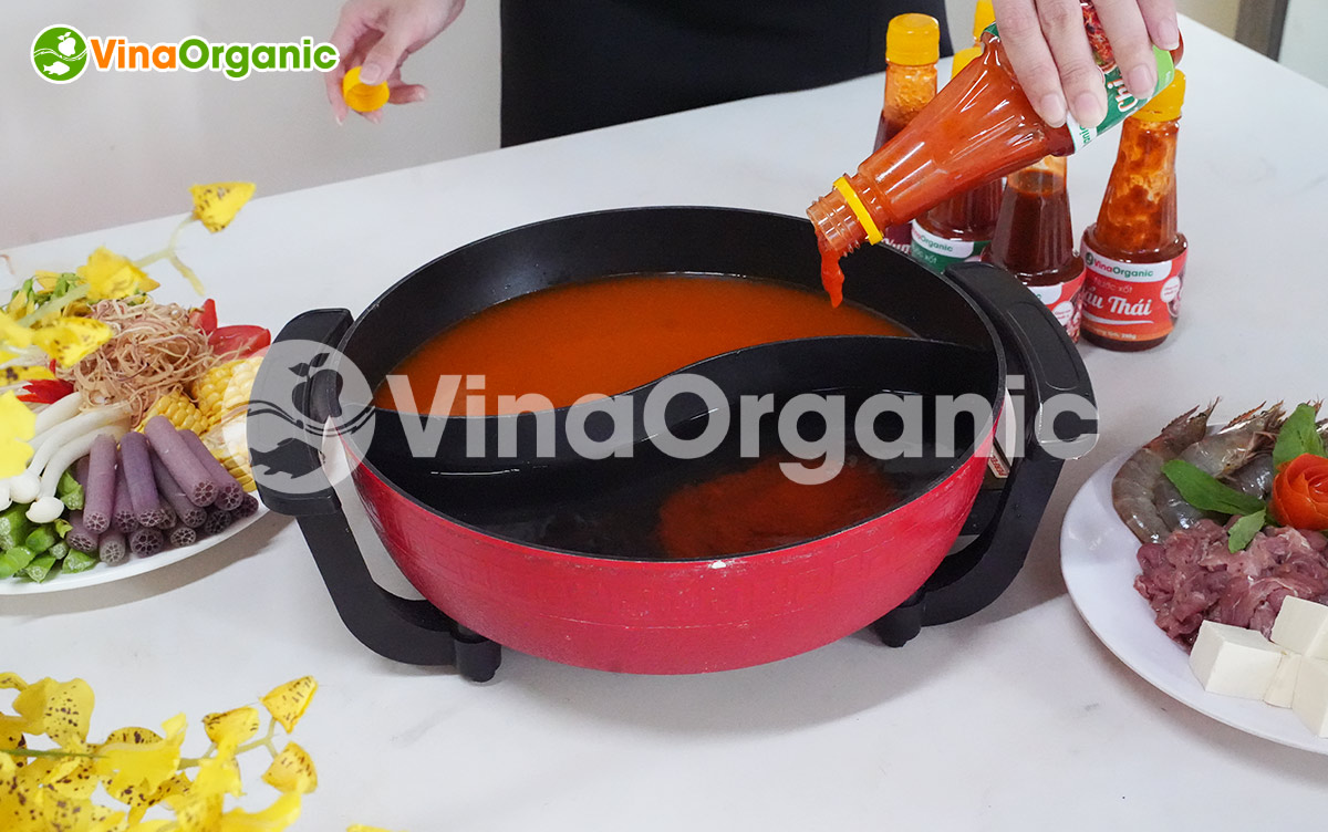 VinaOrganic chuyển giao công nghệ xốt lẩu kim chi chua cay, chất lượng ổng định. Liên hệ ngay Hotline Zalo 0938299798 – 0975299798.