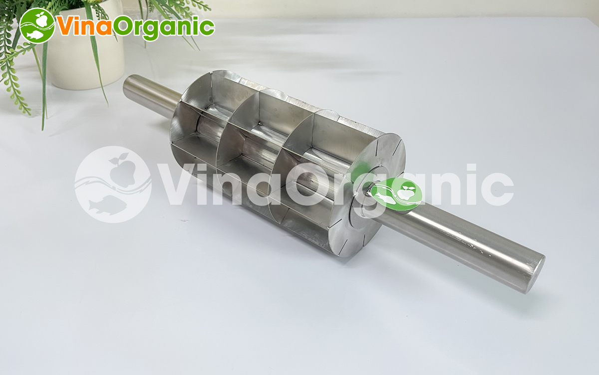 Dao cắt bánh mầm gạo lứt model DAO-CBM của VinaOrganic. Được làm từ inox 304 bền, vững chắc, chịu lực,.. Hotline 0938.299.798 - 0975.299.798.