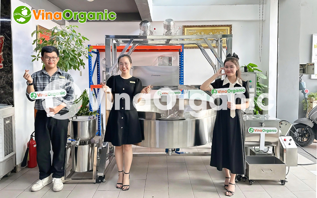 Kiểm soát nhiệt độ chính xác: Máy được tích hợp bộ điều khiển nhiệt độ điện tử, cho phép bạn cài đặt và duy trì nhiệt độ rang một cách chính xác, phù hợp với từng loại muối và yêu cầu chất lượng sản phẩm.