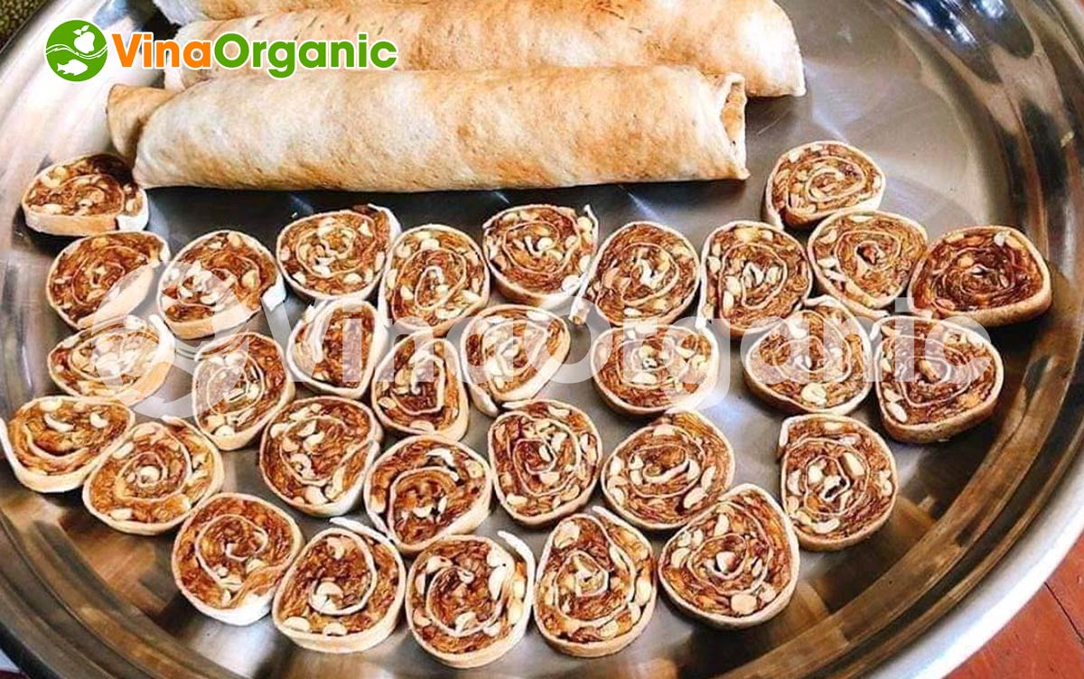VinaOrganic chuyển giao công nghệ sản xuất Kẹo me cuộn không chất bảo quản, bảo quản dài tới 9 tháng. Liên hệ Hotline/Zalo: 0938299798 – 0975299798