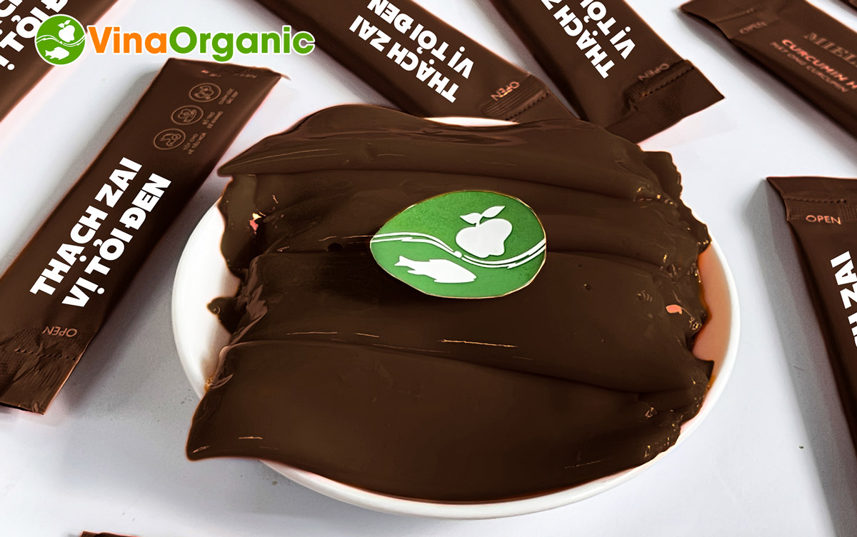 Công nghệ sản xuất Thạch zai vị tỏi đen VinaOrganic có cấu trúc, dai chắc, không bị bỡ, giữ nguên giá trị dinh dưỡng. Liên hệ 0975299798 - 0938299798 ngay!