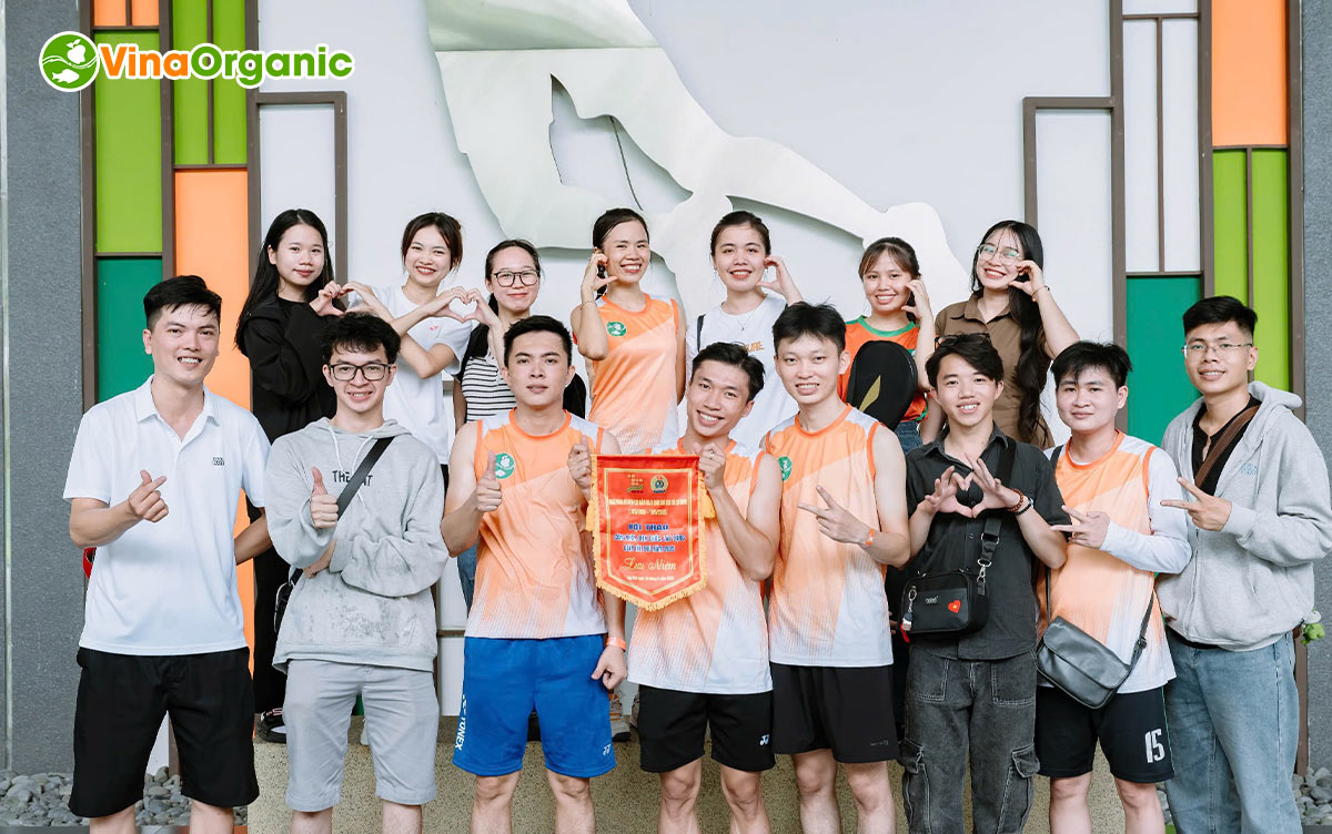 VinaOrganic đã có dịp tham gia Giải cầu lông Hội thao Quận Tân Phú 2025, một sân chơi cho các vận động viên trẻ đam mê bộ môn cầu lông.