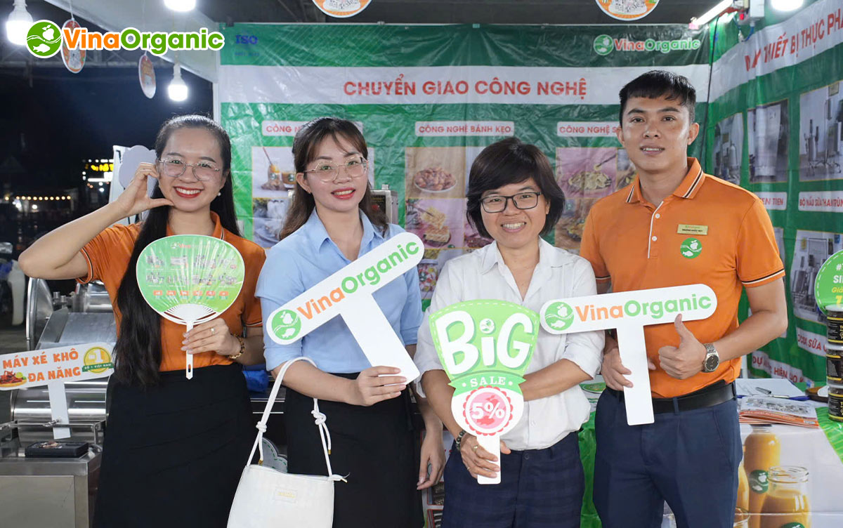 Vừa qua VinaOrganic đã có mặt tại triển lãm Tuần lễ công nghệ số - Bình Phước 2025, diễn ra tại Quảng trường thành phố Đồng Xoài.
