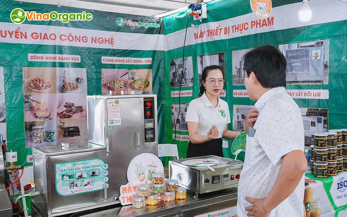 Vừa qua VinaOrganic đã có mặt tại triển lãm Tuần lễ công nghệ số - Bình Phước 2025, diễn ra tại Quảng trường thành phố Đồng Xoài.
