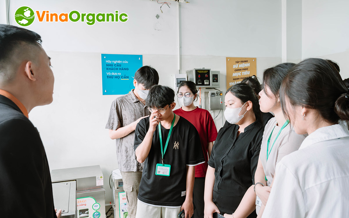 VinaOrganic vinh dự khi được tiếp đón đoàn sinh viên Trường Đại học Công nghiệp TP.HCM đến tham quan và tìm hiểu thực tế tại trụ sở công ty.