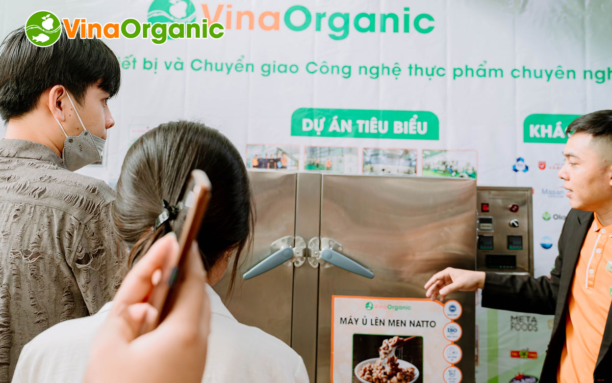 VinaOrganic vinh dự khi được tiếp đón đoàn sinh viên Trường Đại học Công nghiệp TP.HCM đến tham quan và tìm hiểu thực tế tại trụ sở công ty.