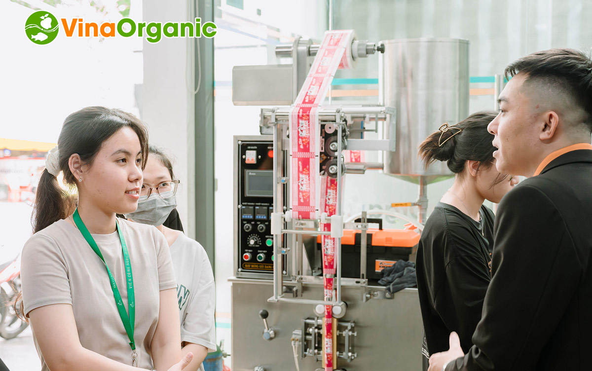 VinaOrganic vinh dự khi được tiếp đón đoàn sinh viên Trường Đại học Công nghiệp TP.HCM đến tham quan và tìm hiểu thực tế tại trụ sở công ty.