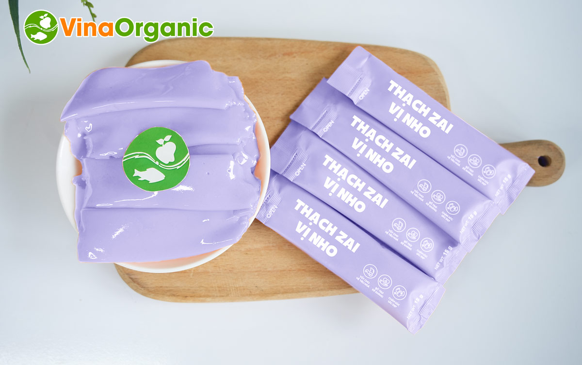 Công nghệ sản xuất Thạch zai vị nho VinaOrganic vị ngọt thanh khi ăn, cấu trúc dai giòn không bị bở. Liên hệ 0975299798 - 0938299798 ngay!