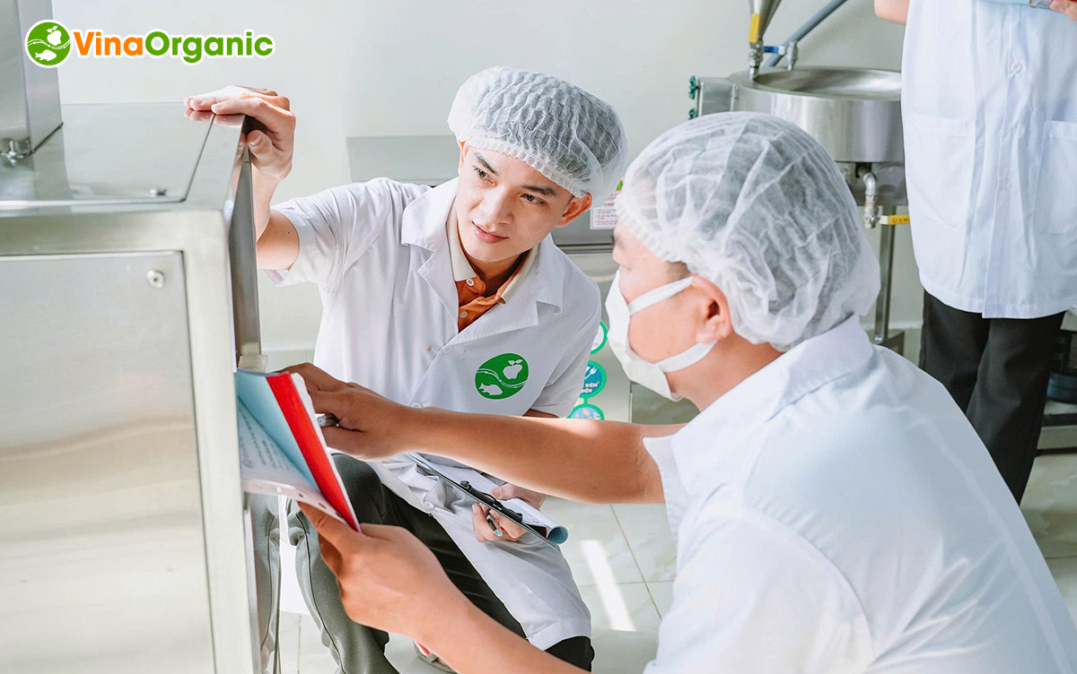 Hãy cùng VinaOrganic tổng kết lại một số hình ảnh của lớp học Khoá học R&D thực chiến trong tháng 6 vừa qua nhé!