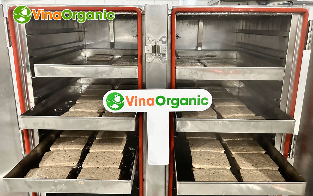 VinaOrganic cung cấp dây chuyền sản xuất chả lươn dai giòn thơm ngon, hấp dẫn. Liên hệ Hotline/Zalo 0975299798 - 0938299798.