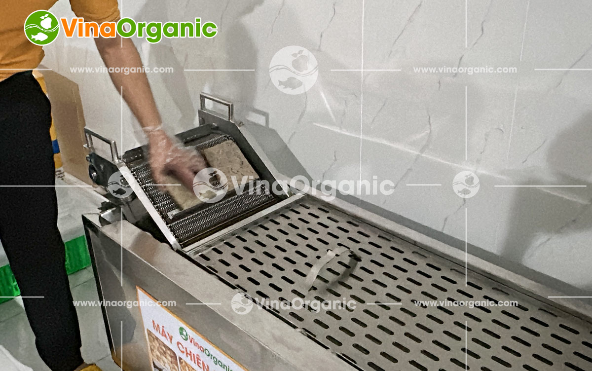 Tiếp nối hành trình mang nghề sản xuất, VinaOrganic vừa chuyển giao thành công công nghệ sản xuất chả lươn cho khách hàng tại TP.HCM.