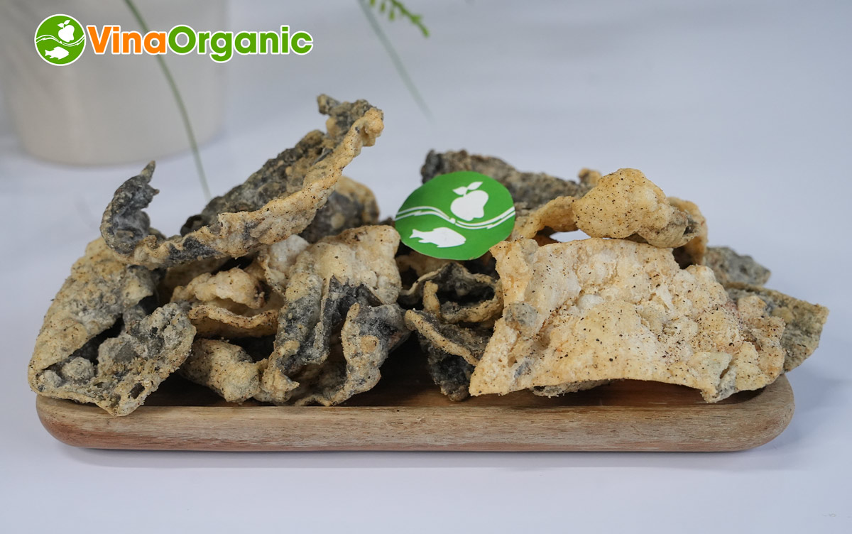 VinaOrganic chuyển giao công nghệ Da ếch muối tiêu mặn ngọt hài hoà, đậm đà, giòn tan khi ăn. Liên hệ ngay Hotline Zalo 0938299798 – 0975299798.