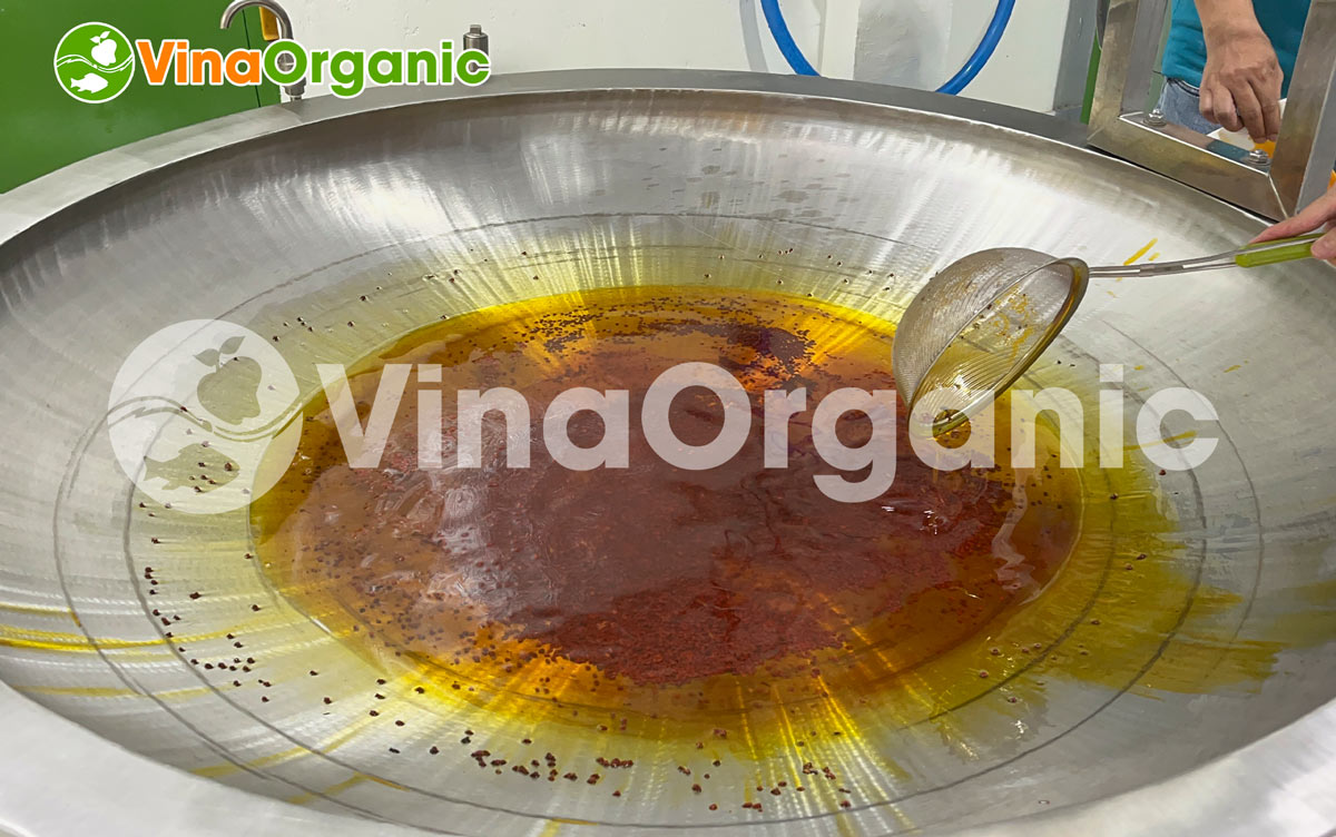 VinaOrganic chuyển giao công nghệ sản xuất Sate tôm hương vị đậm đà, thơm đặc trưng. Liên hệ ngay Hotline 0938299798 – 0975299798